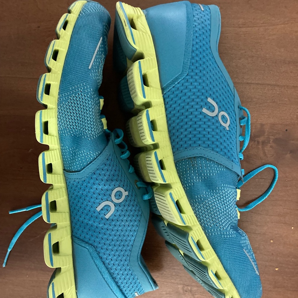 On Cloud womens Swiss Engineering Cloudtec shoes.